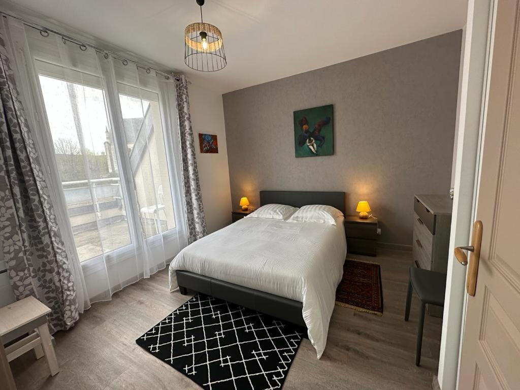 Spacious Flat Close To The Railway Station Τρουά Δωμάτιο φωτογραφία