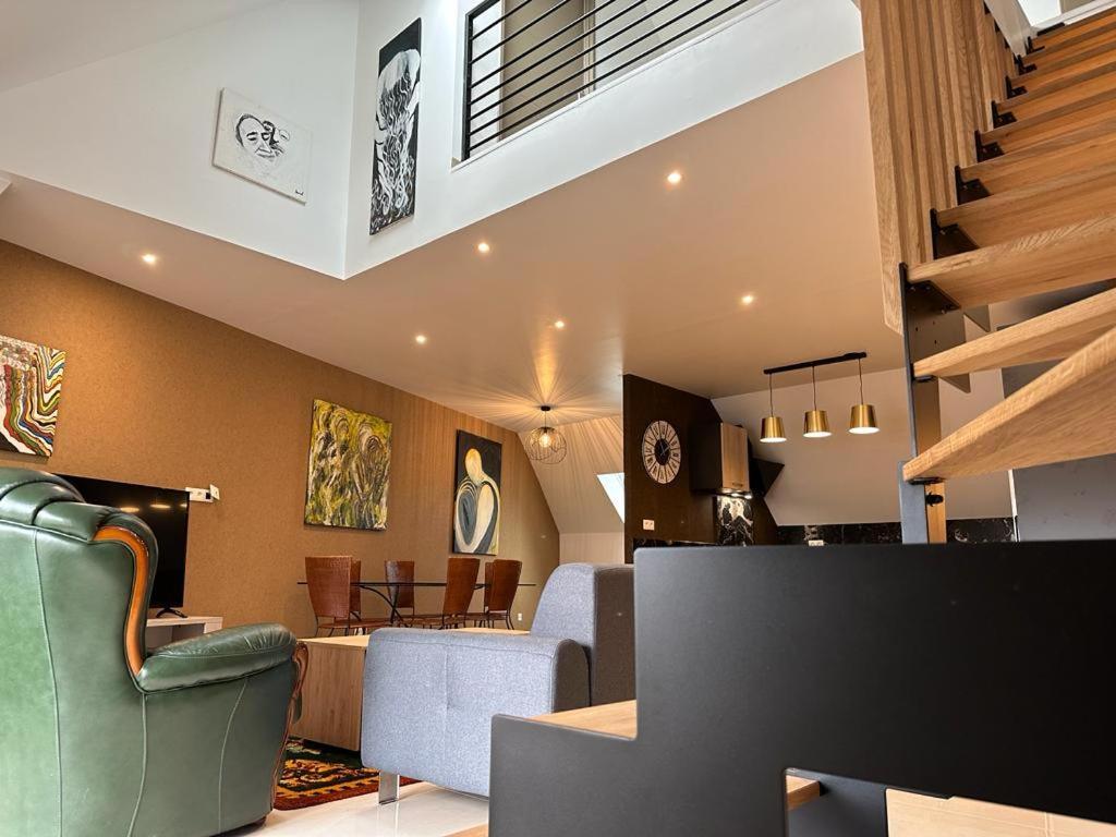 Spacious Flat Close To The Railway Station Τρουά Δωμάτιο φωτογραφία